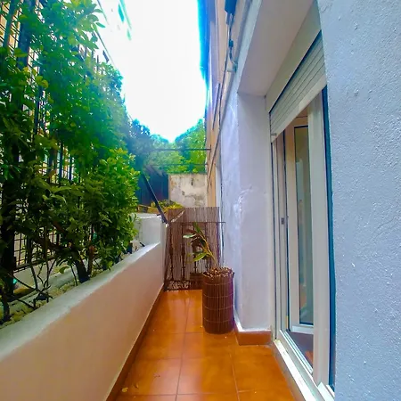 Donostia, A Pocos Pasos De La Playa De La Concha. San Sebastián