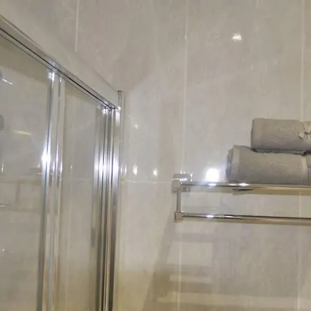 Donostia, A Pocos Pasos De La Playa De La Concha. San Sebastián